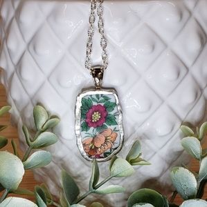 Necklace w/pink, orange flower. Handmade